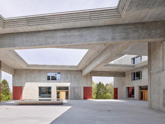 Schule Komplex in Zürich - Schweiz